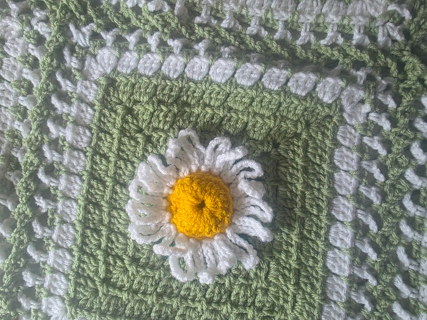 Floral Beauty crochet blanket