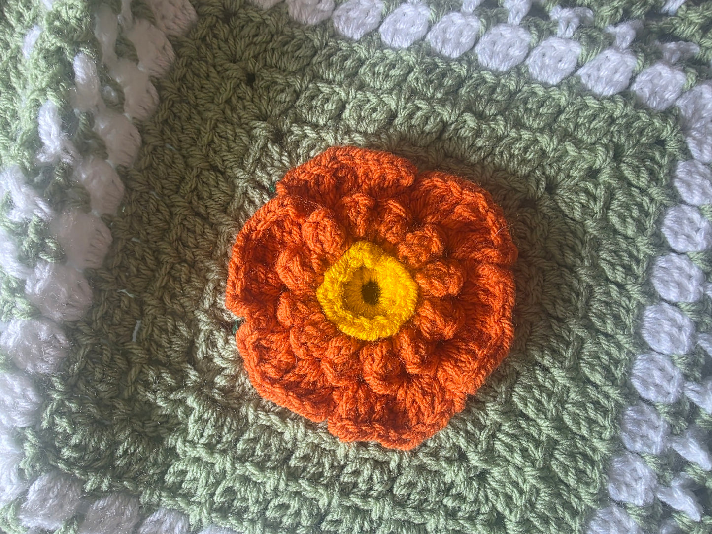 Floral Beauty crochet blanket