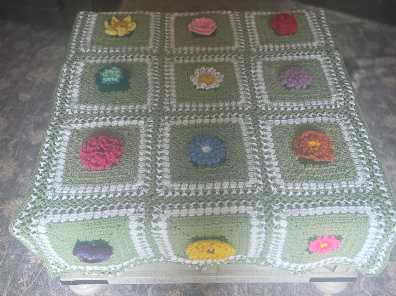 Floral Beauty crochet blanket