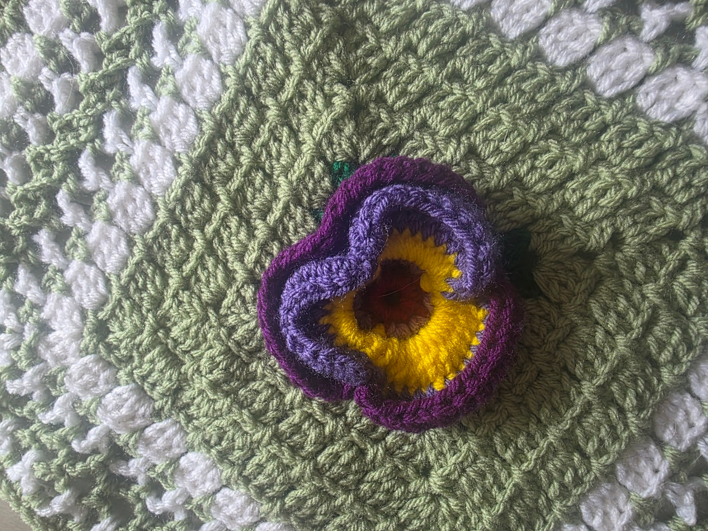 Floral Beauty crochet blanket