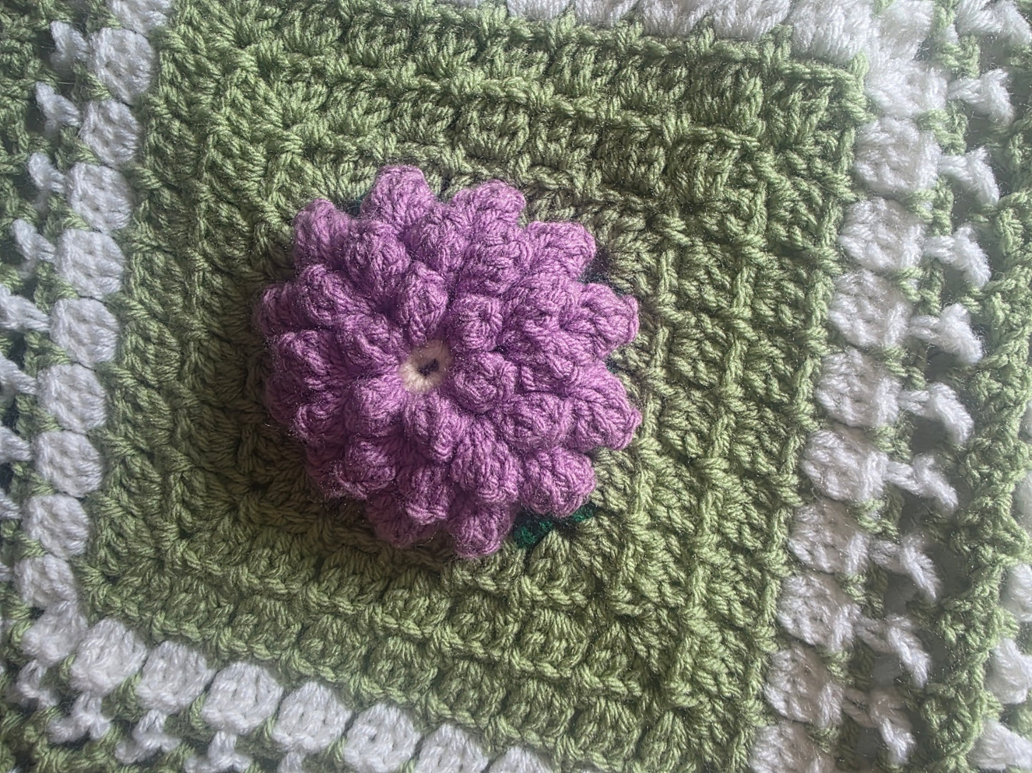 Floral Beauty crochet blanket