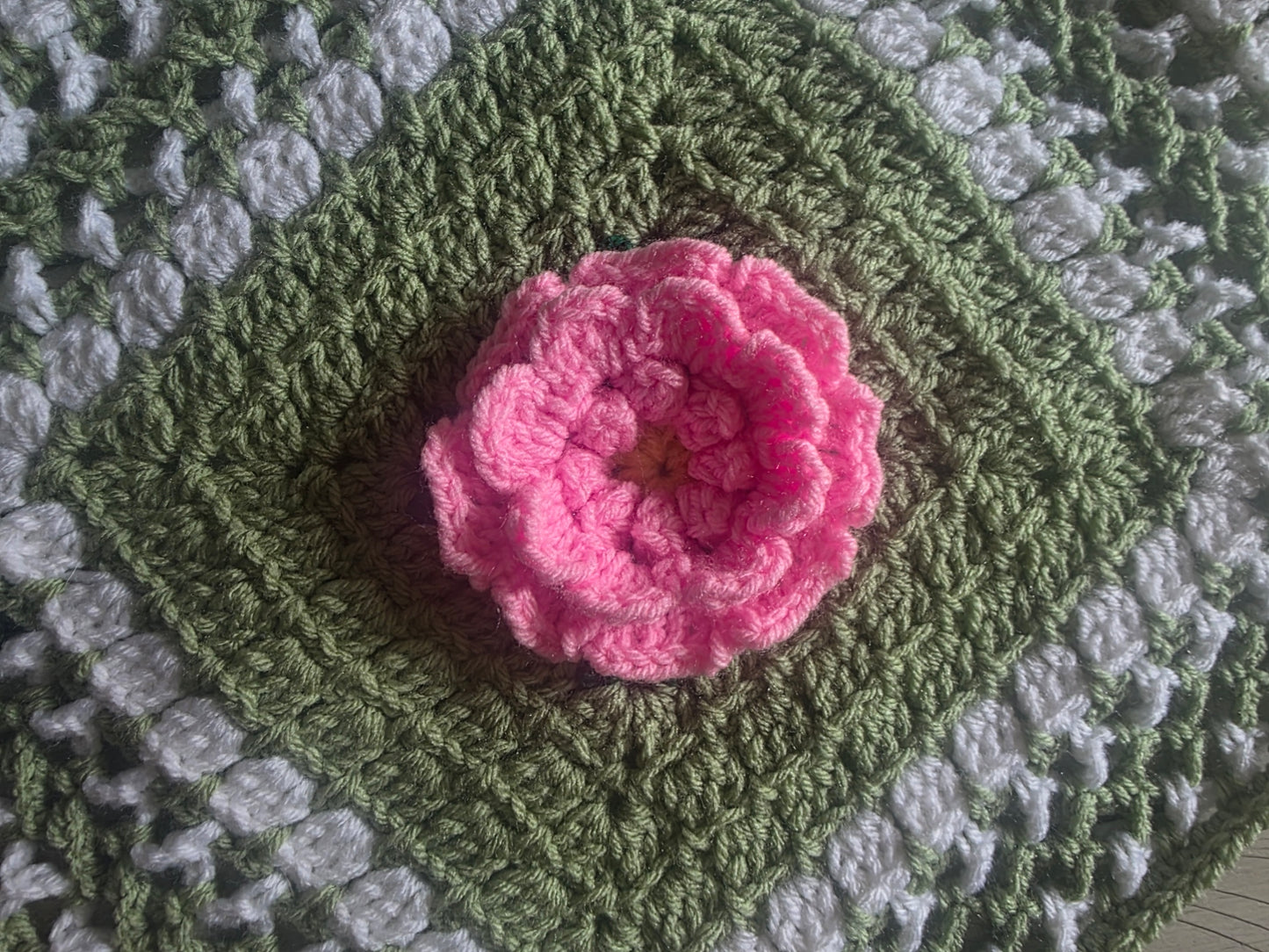 Floral Beauty crochet blanket
